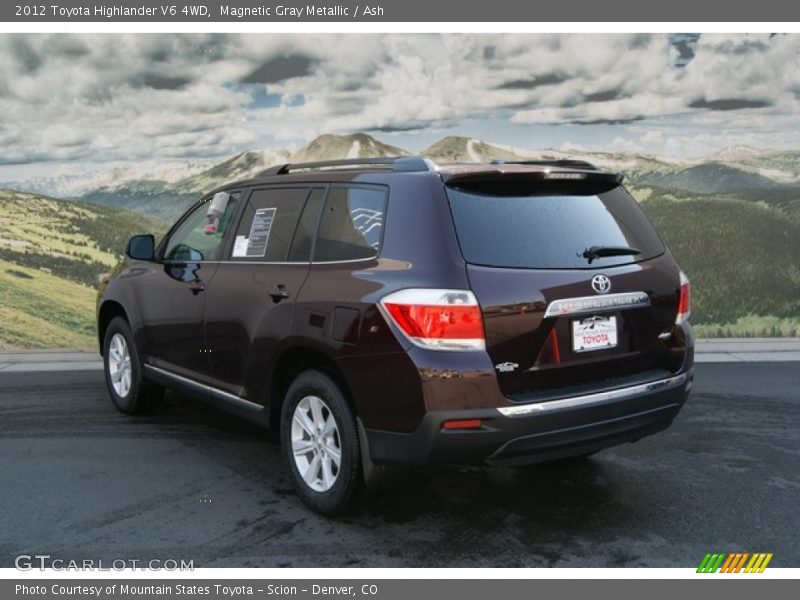 Magnetic Gray Metallic / Ash 2012 Toyota Highlander V6 4WD