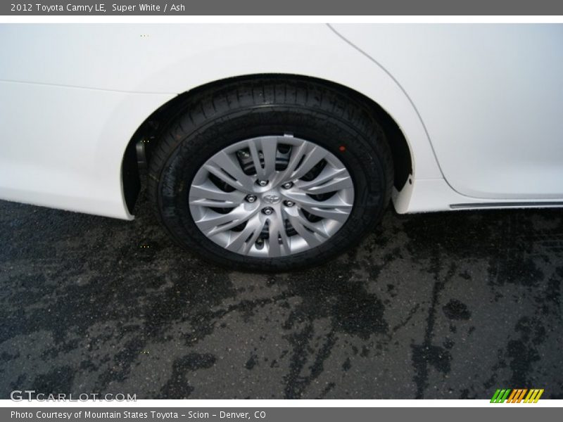 Super White / Ash 2012 Toyota Camry LE