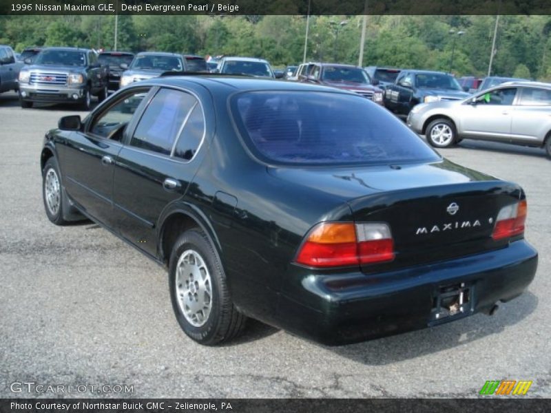 Deep Evergreen Pearl / Beige 1996 Nissan Maxima GLE