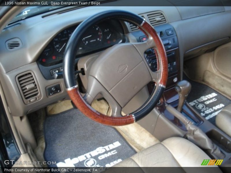 Deep Evergreen Pearl / Beige 1996 Nissan Maxima GLE