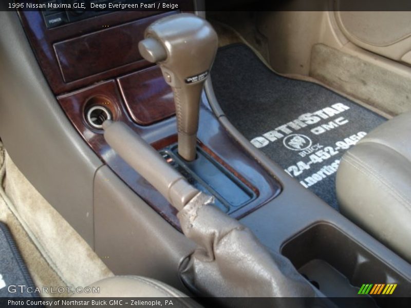 Deep Evergreen Pearl / Beige 1996 Nissan Maxima GLE