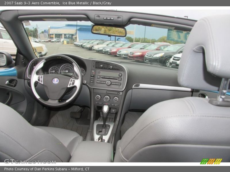 Dashboard of 2007 9-3 Aero Convertible
