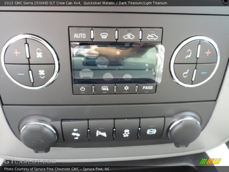 Controls of 2013 Sierra 2500HD SLT Crew Cab 4x4