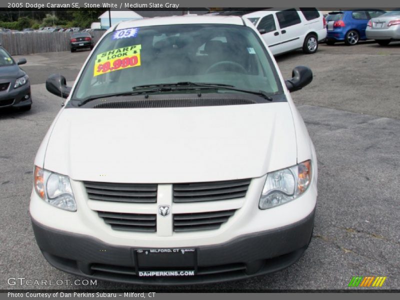 Stone White / Medium Slate Gray 2005 Dodge Caravan SE