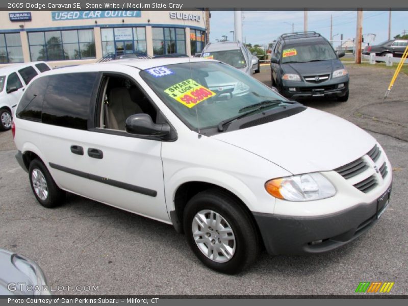 Stone White / Medium Slate Gray 2005 Dodge Caravan SE