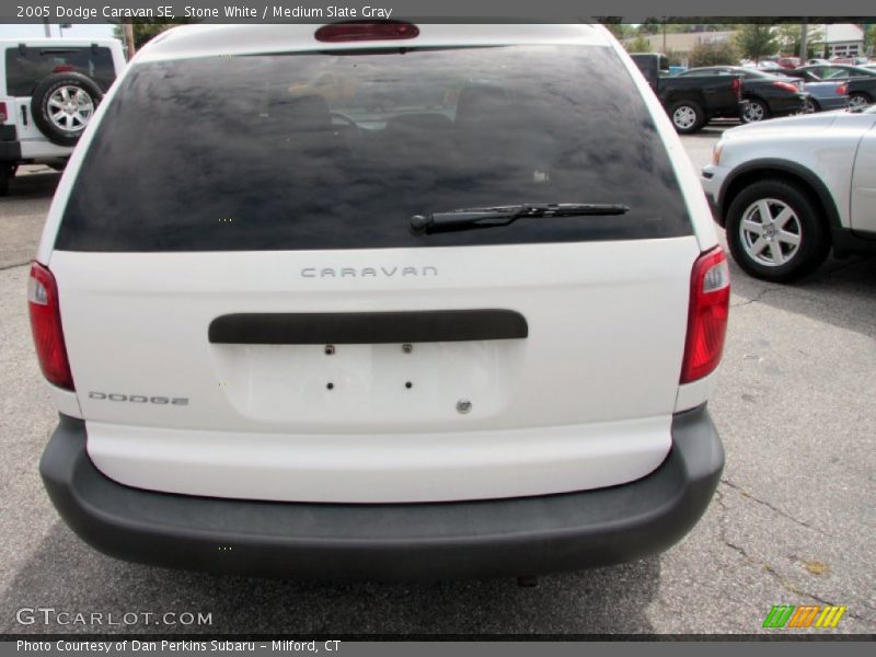 Stone White / Medium Slate Gray 2005 Dodge Caravan SE