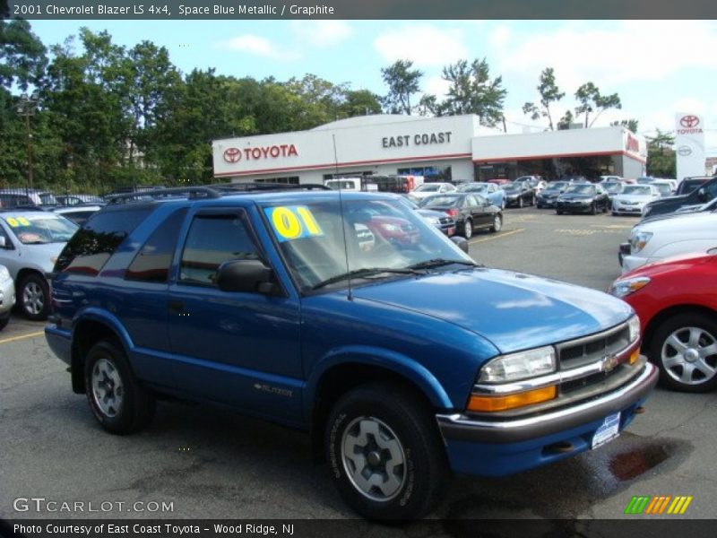 Space Blue Metallic / Graphite 2001 Chevrolet Blazer LS 4x4