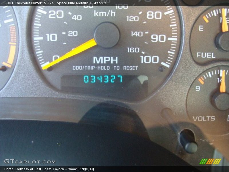 Space Blue Metallic / Graphite 2001 Chevrolet Blazer LS 4x4