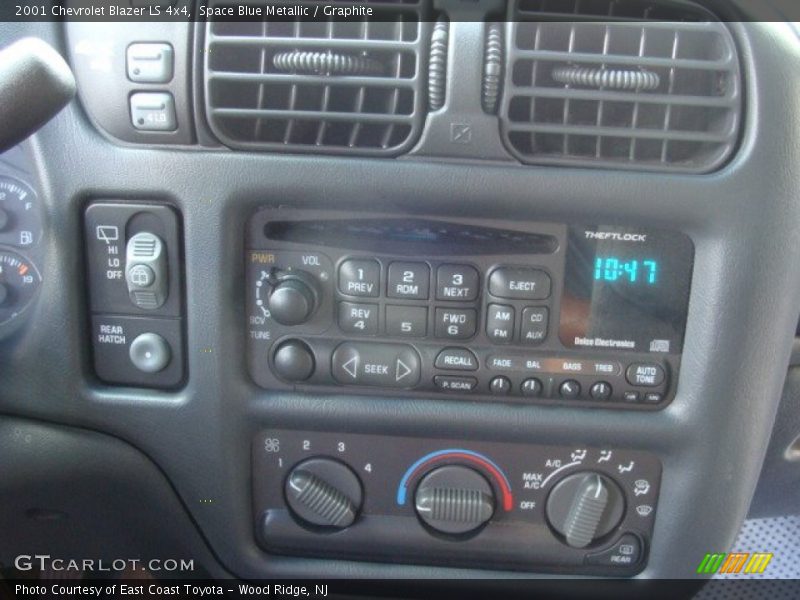 Space Blue Metallic / Graphite 2001 Chevrolet Blazer LS 4x4