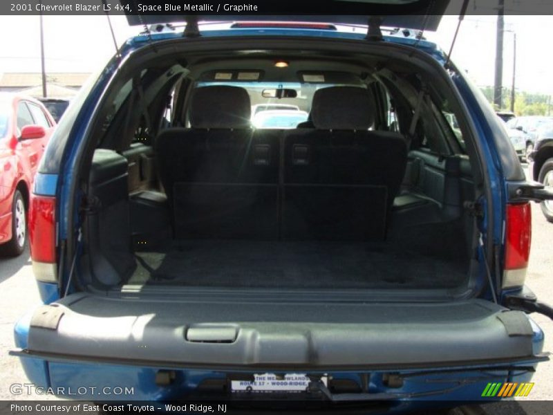 Space Blue Metallic / Graphite 2001 Chevrolet Blazer LS 4x4