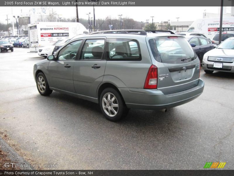 Light Tundra Metallic / Dark Flint/Light Flint 2005 Ford Focus ZXW SE Wagon