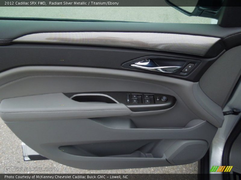 Radiant Silver Metallic / Titanium/Ebony 2012 Cadillac SRX FWD