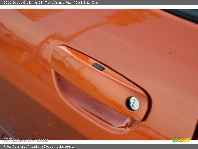 Toxic Orange Pearl / Dark Slate Gray 2011 Dodge Challenger SE