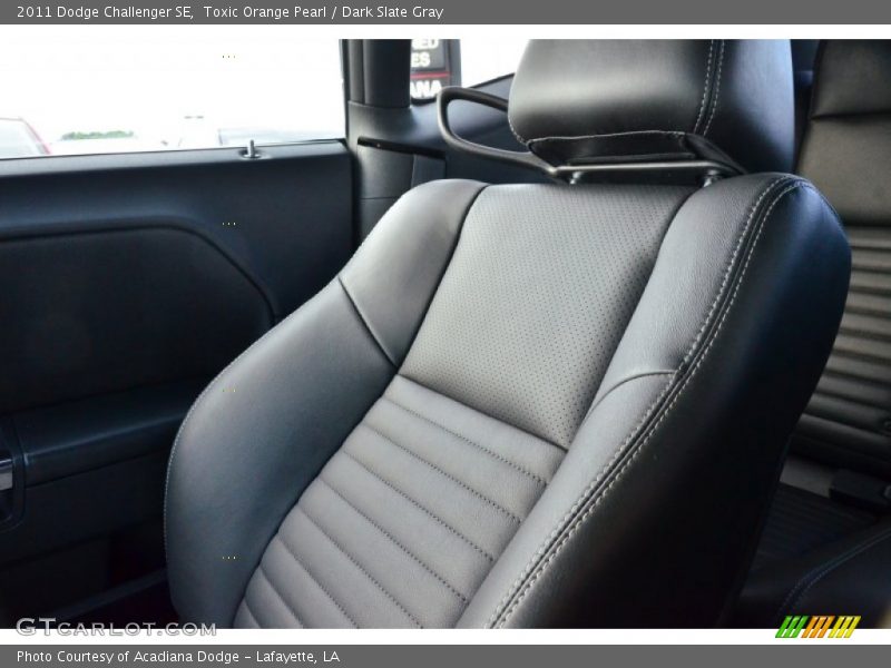 Toxic Orange Pearl / Dark Slate Gray 2011 Dodge Challenger SE