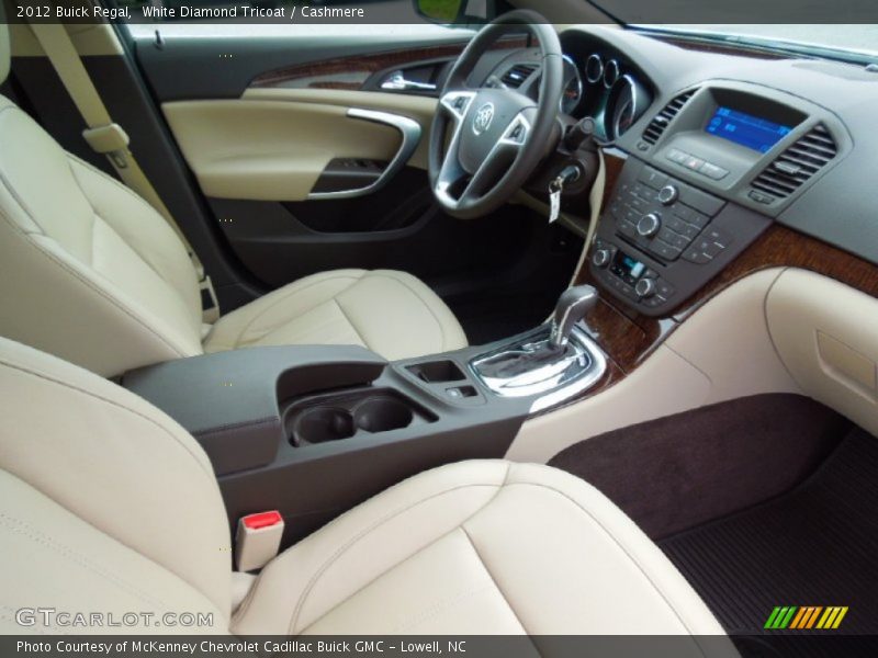 White Diamond Tricoat / Cashmere 2012 Buick Regal