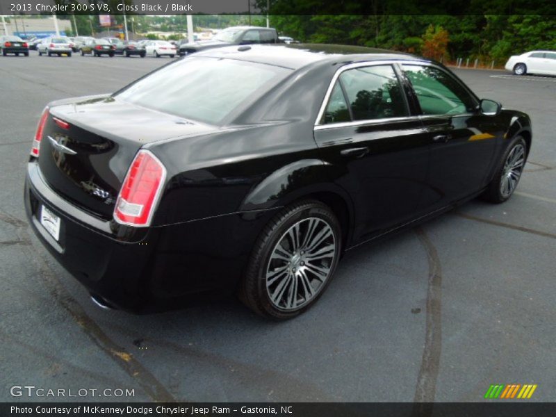 Gloss Black / Black 2013 Chrysler 300 S V8