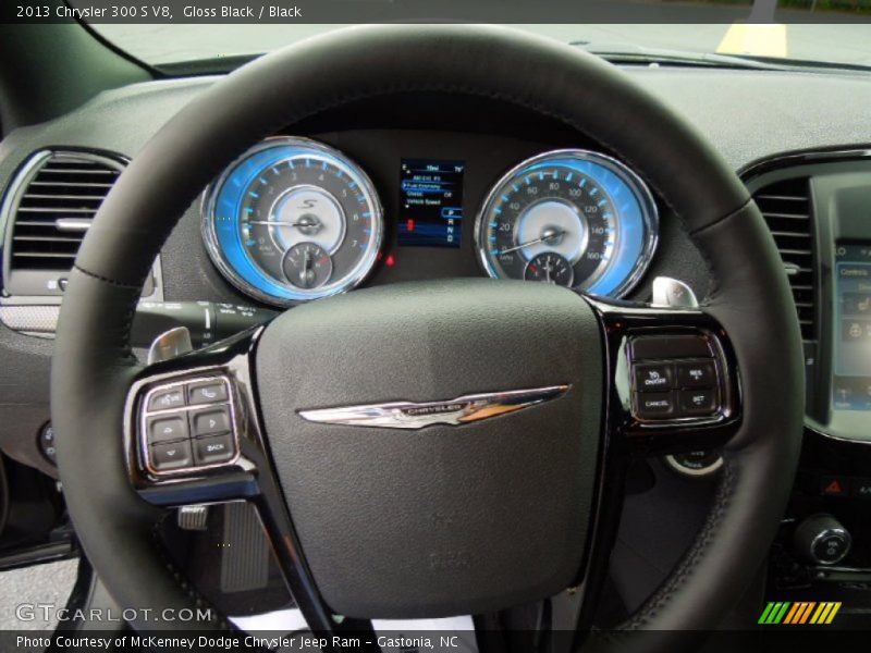 Gloss Black / Black 2013 Chrysler 300 S V8