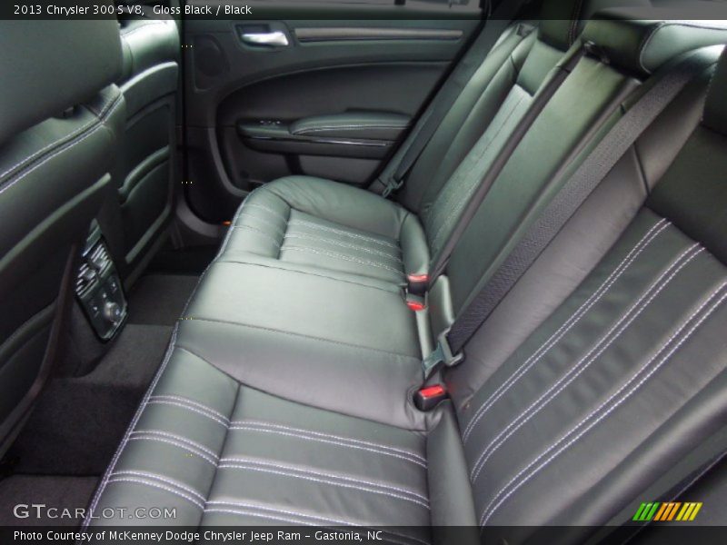 Gloss Black / Black 2013 Chrysler 300 S V8