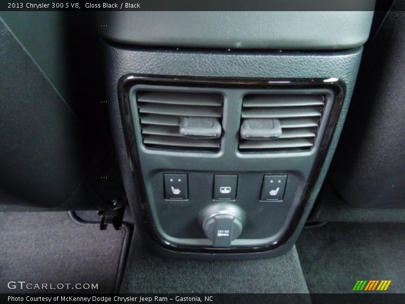 Gloss Black / Black 2013 Chrysler 300 S V8