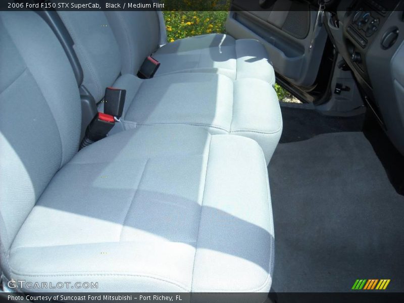 Black / Medium Flint 2006 Ford F150 STX SuperCab