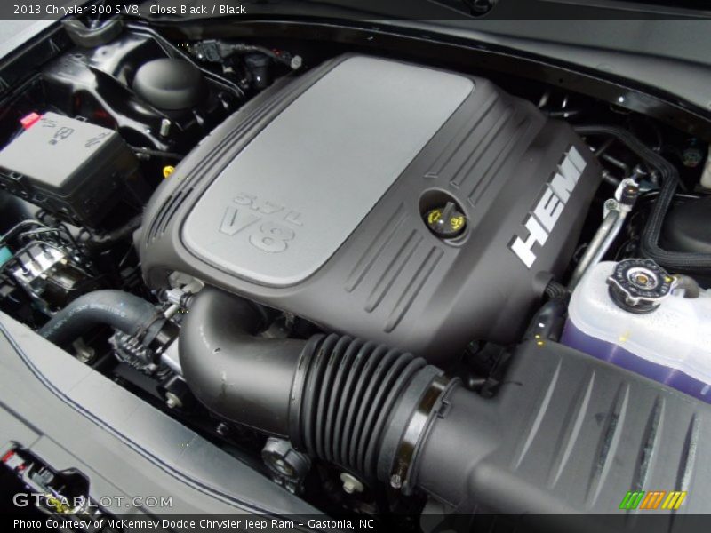 Gloss Black / Black 2013 Chrysler 300 S V8