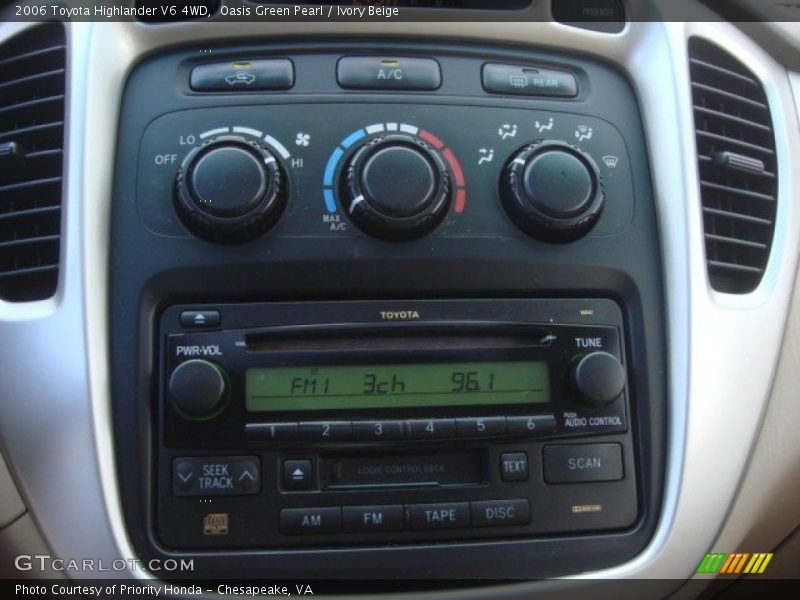 Oasis Green Pearl / Ivory Beige 2006 Toyota Highlander V6 4WD