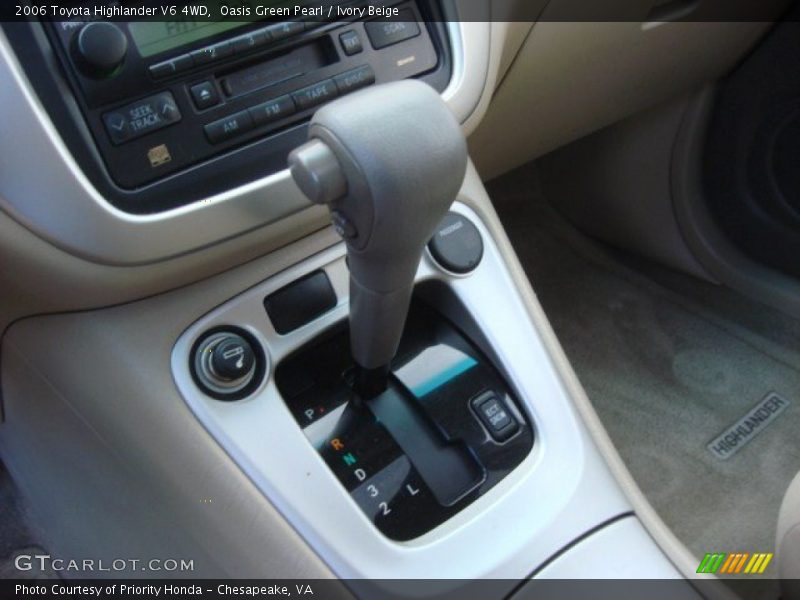 Oasis Green Pearl / Ivory Beige 2006 Toyota Highlander V6 4WD