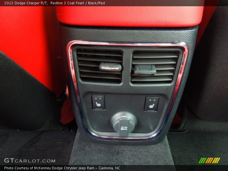 Redline 3 Coat Pearl / Black/Red 2013 Dodge Charger R/T