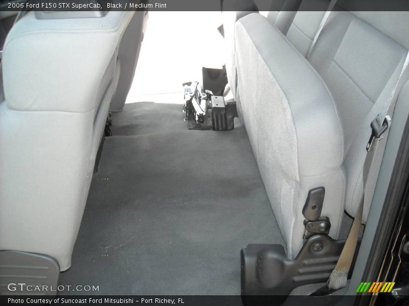 Black / Medium Flint 2006 Ford F150 STX SuperCab