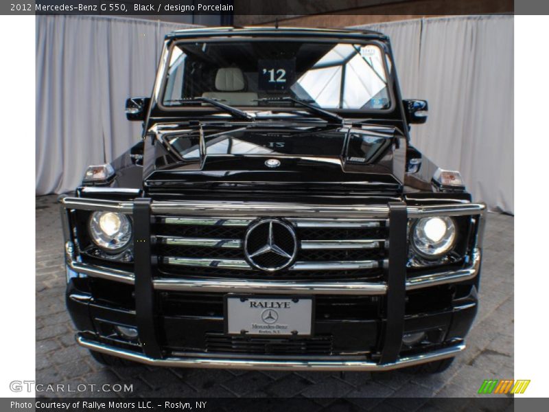 Black / designo Porcelain 2012 Mercedes-Benz G 550