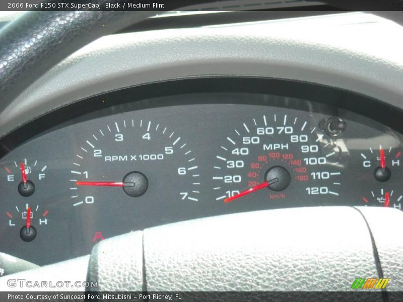Black / Medium Flint 2006 Ford F150 STX SuperCab