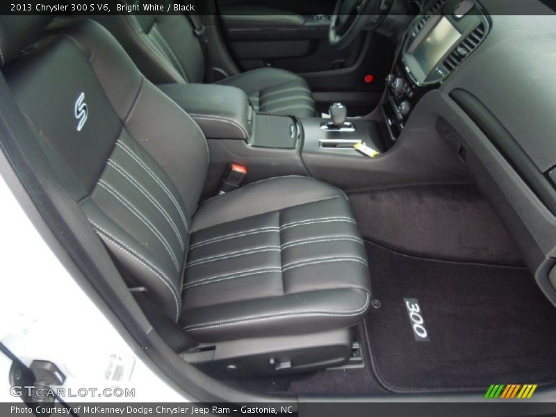  2013 300 S V6 Black Interior