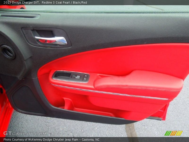Redline 3 Coat Pearl / Black/Red 2013 Dodge Charger SXT