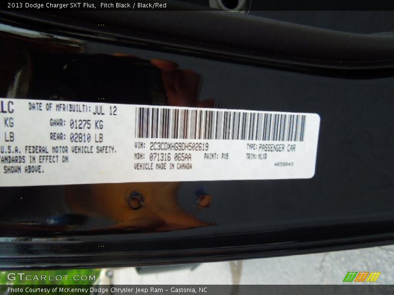 Pitch Black / Black/Red 2013 Dodge Charger SXT Plus