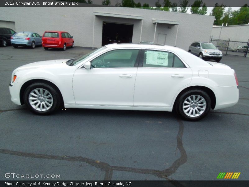 Bright White / Black 2013 Chrysler 300