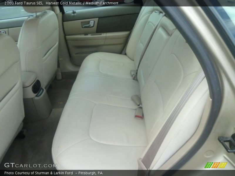 Harvest Gold Metallic / Medium Parchment 2000 Ford Taurus SES