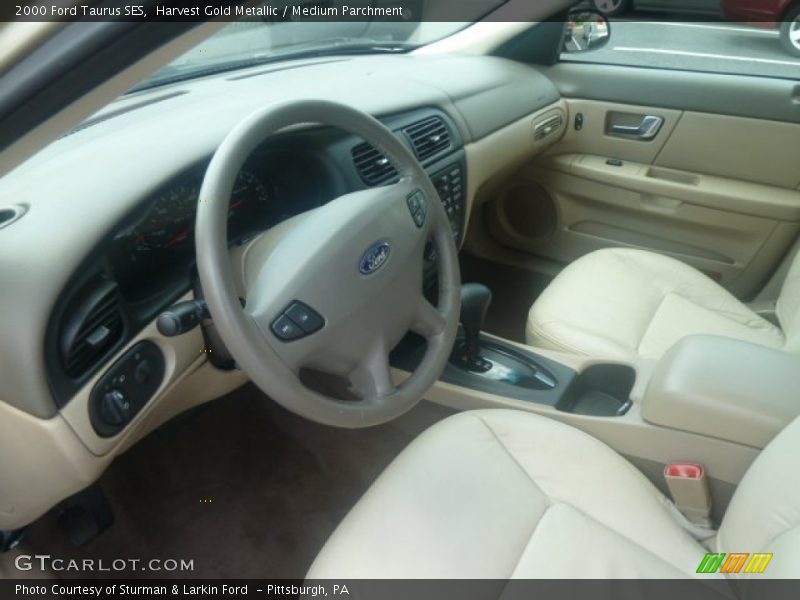 Harvest Gold Metallic / Medium Parchment 2000 Ford Taurus SES