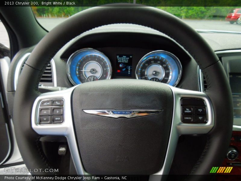  2013 300  Steering Wheel