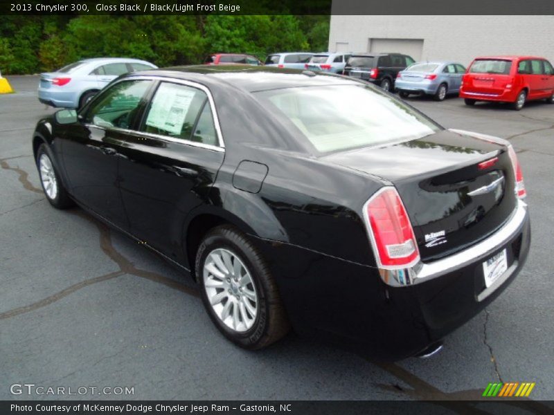 Gloss Black / Black/Light Frost Beige 2013 Chrysler 300