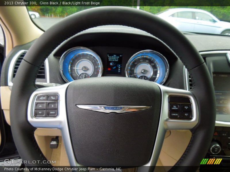  2013 300  Steering Wheel