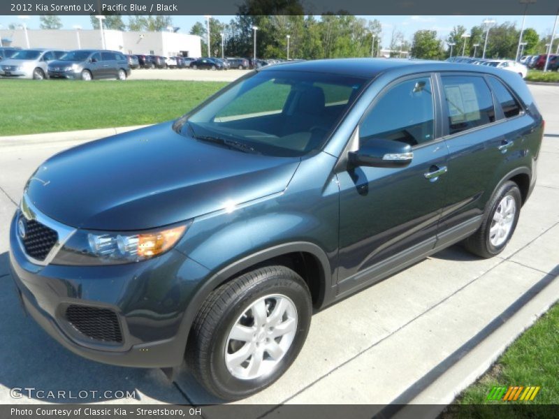Pacific Blue / Black 2012 Kia Sorento LX