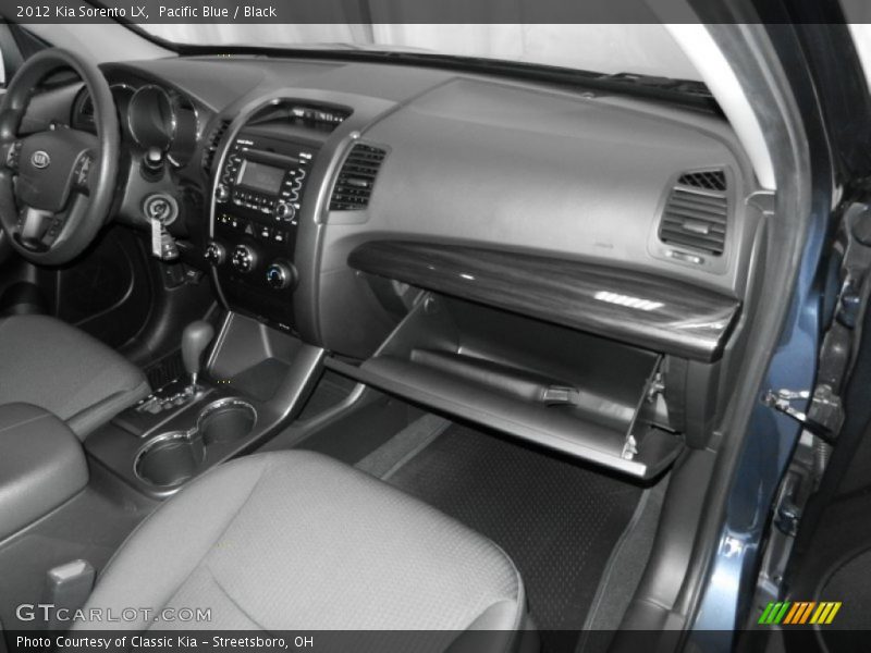 Pacific Blue / Black 2012 Kia Sorento LX