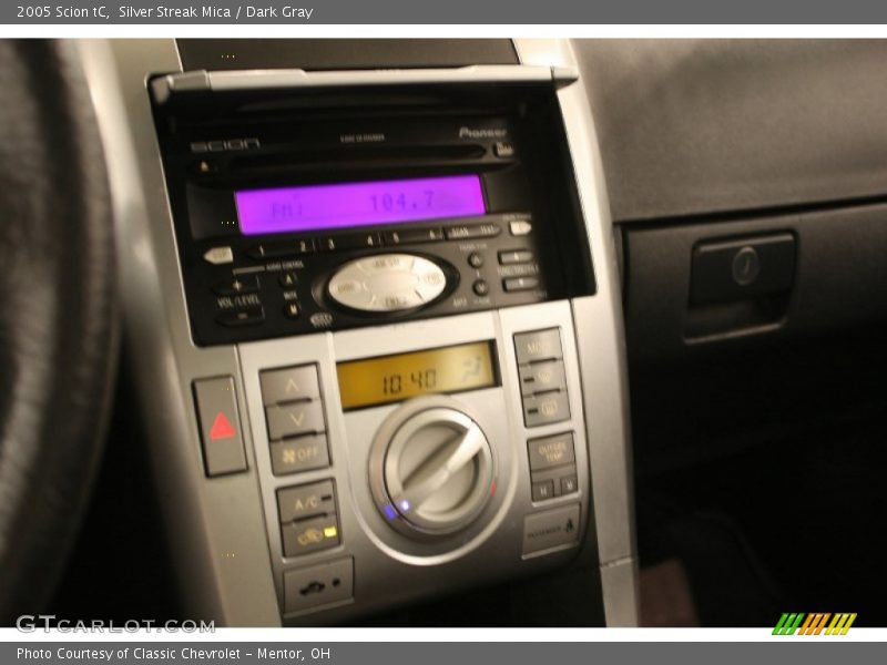 Silver Streak Mica / Dark Gray 2005 Scion tC