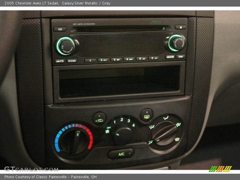 Controls of 2005 Aveo LT Sedan