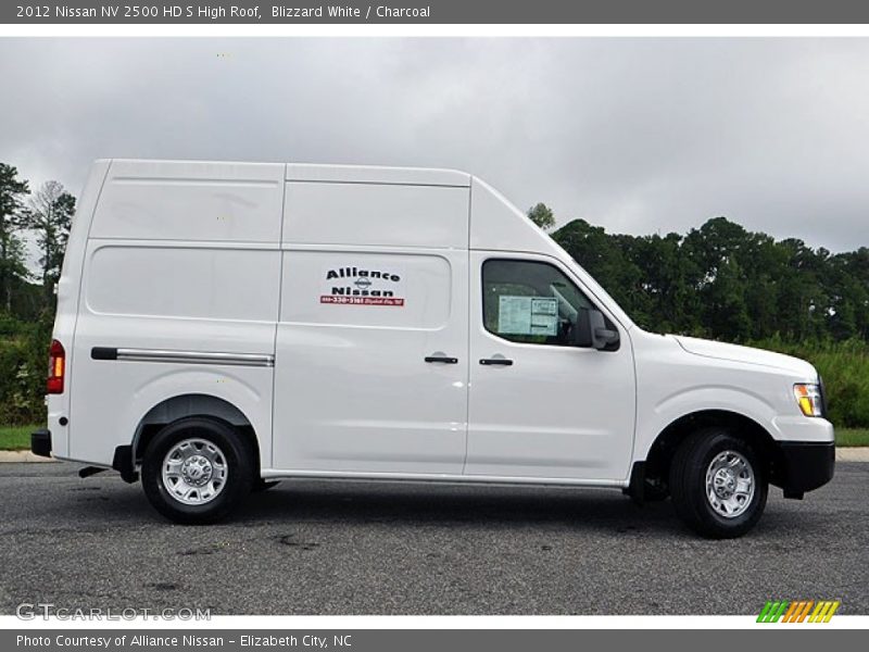  2012 NV 2500 HD S High Roof Blizzard White