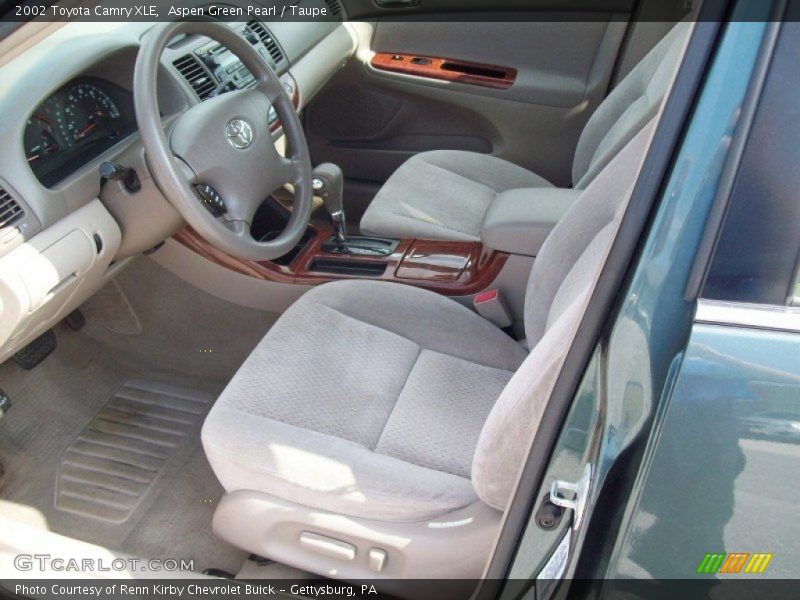 Aspen Green Pearl / Taupe 2002 Toyota Camry XLE