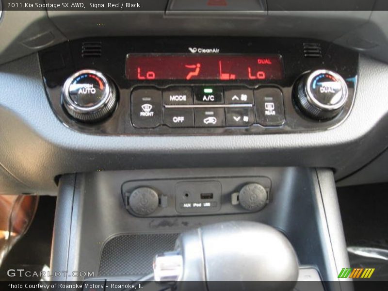 Controls of 2011 Sportage SX AWD