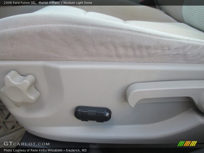 Merlot Metallic / Medium Light Stone 2006 Ford Fusion SEL