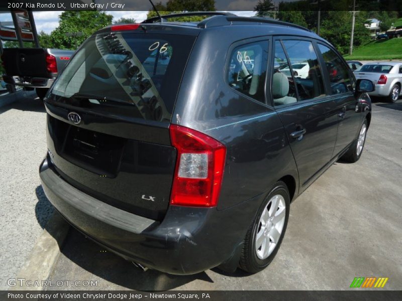 Urban Gray / Gray 2007 Kia Rondo LX