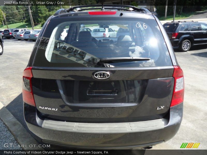 Urban Gray / Gray 2007 Kia Rondo LX